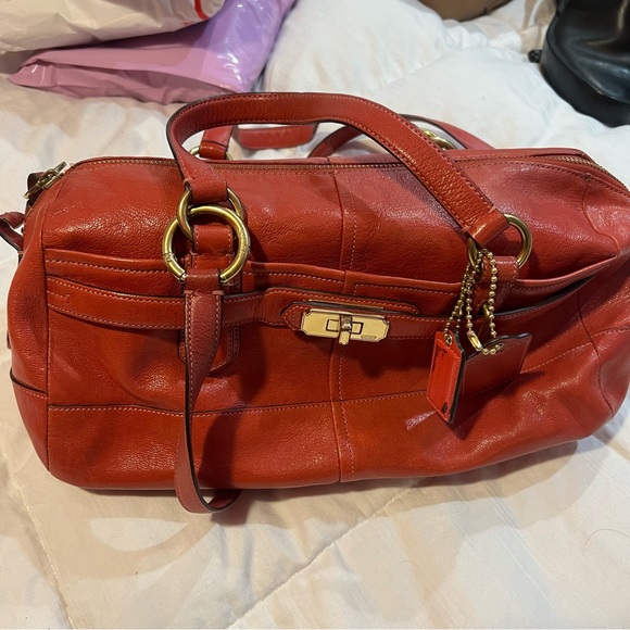 Coach LEATHER SATCHEL. Red . COLOR. - Picture 2 of 7